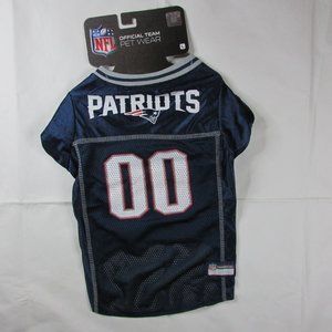 NWT NFL New England Patriots Pet Mesh Sports Jersey Size Large